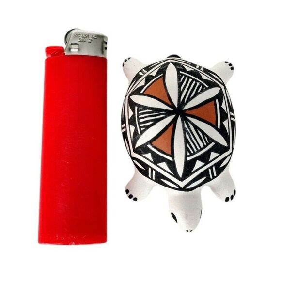 Vintage Old Acoma NM Pottery Native American Clay Turtle Figurine Signed CS - Picture 11 of 11